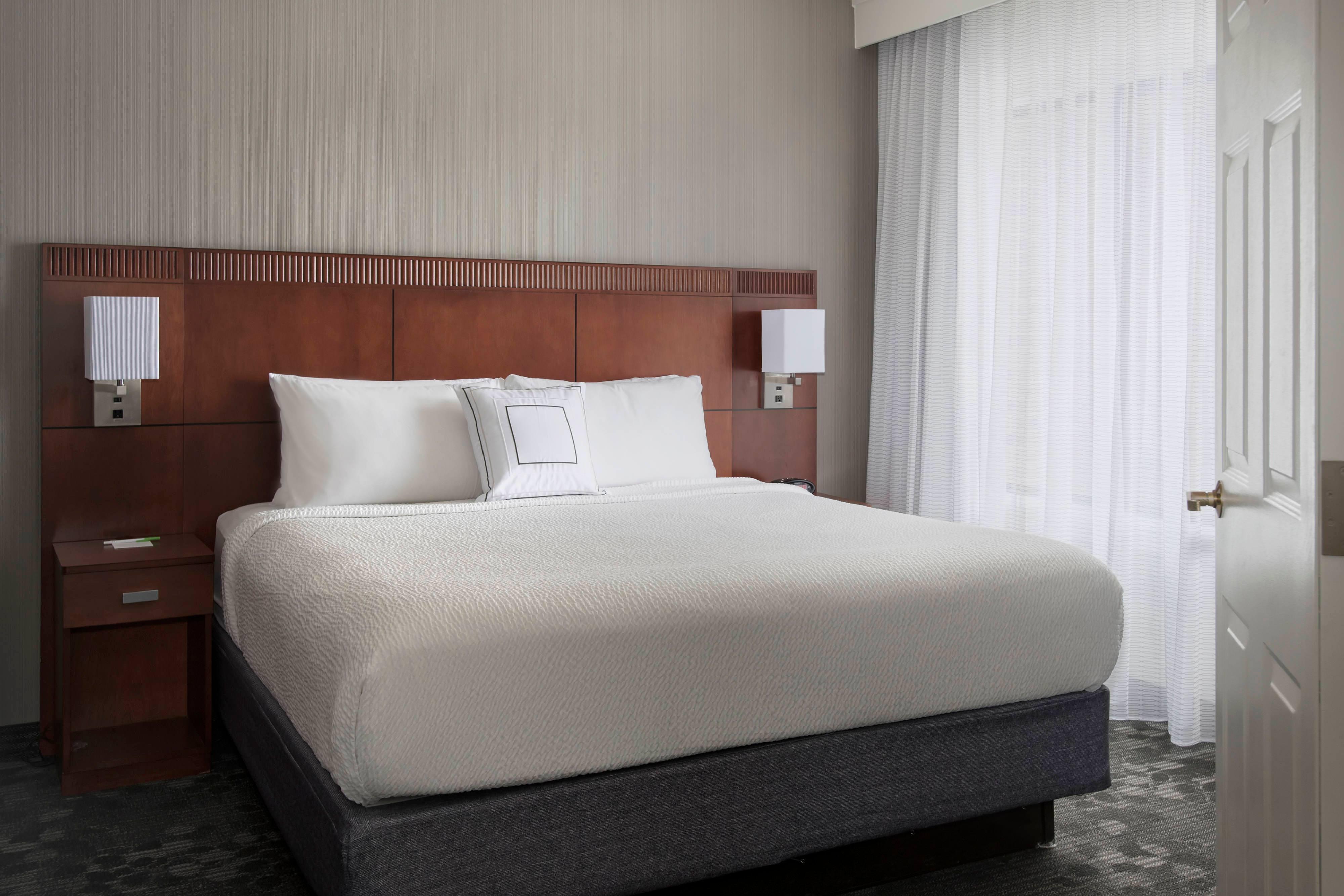 Sonesta Select Boston Milford Hotel Exterior foto